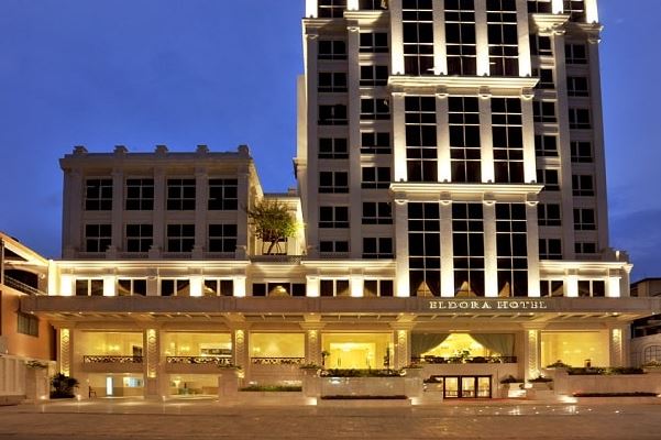 Khách sạn 4 sao Eldora Hotel Huế. Địa chỉ: 60 Bến Nghé, Phường Phú Hội, Thành phố Huế, Thừa Thiên Huế