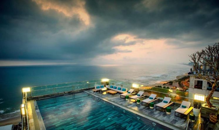 Khách sạn 4 sao Minh Toàn SAFI Ocean Hotel Đà Nẵng. Địa chỉ: 224 Đường Võ Nguyên Giáp, Phước Mỹ, Sơn Trà, Đà Nẵng