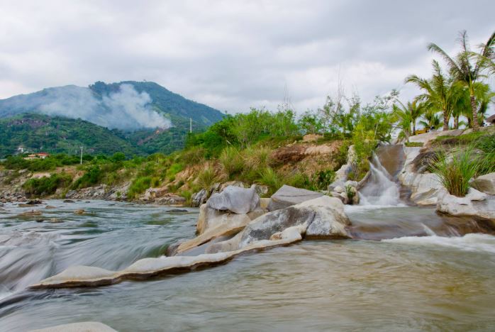 Khu Du Lịch Waterland Suối Thạch Lâm